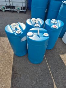 barrels plastic