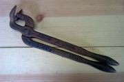 Old extractor tool. Automobilia. Old car bygone