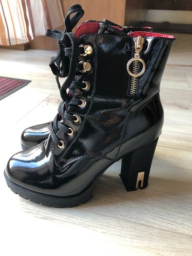 Black heeled Boots for women, size 39 EUR