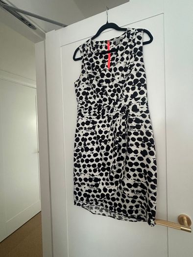 H&M Bllack & White Dress - Size 40