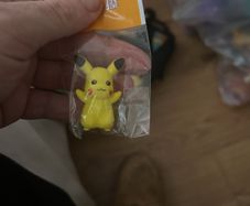 Pikachu pencil topper