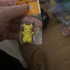 Pikachu pencil topper