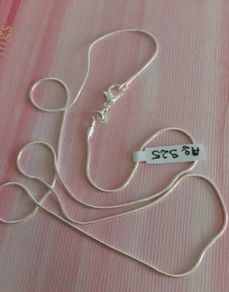 Brand new, unused sterling silver chain with tag Free postage.