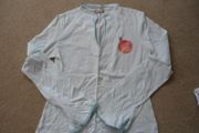 Cotton top with loose sleeves