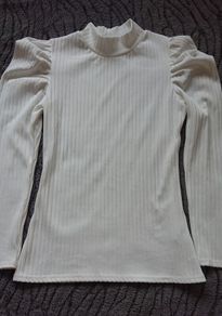 White Top. Size 12