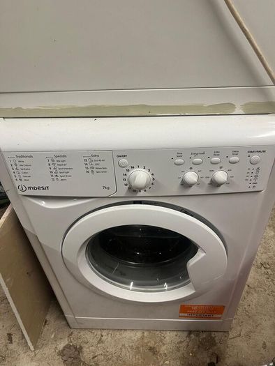 White Appliances / Kitchen Appliances