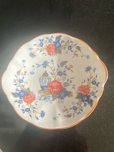 Vintage  1970s crown Staffordshire Penang dish