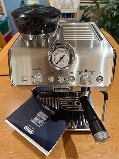 DeLonghi La Specialista Arte Coffee Machine