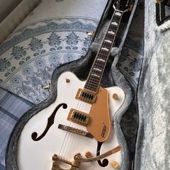 Gretsch hollow body electric guitar