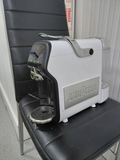 Lavazza A Modo Mio MagiaCoffee Machine