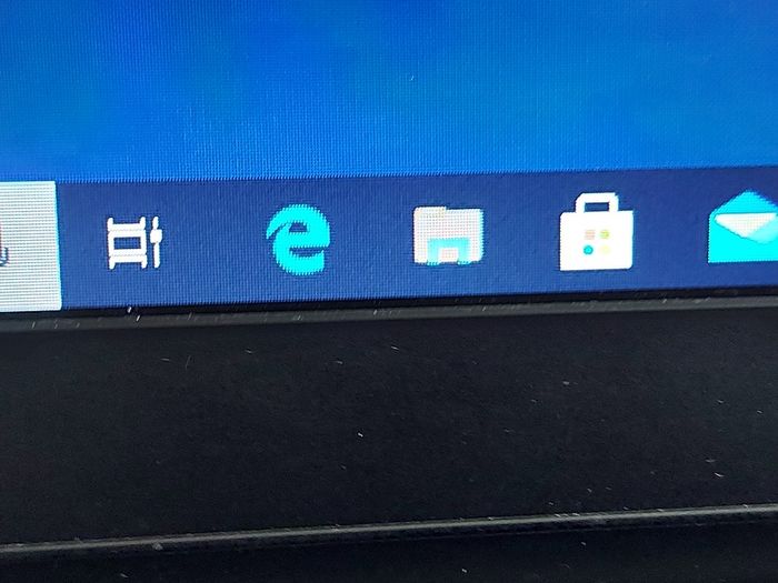 HP ProBook 455 G2, AMD A6 PRO-7050B R4, 5 Compute Cores 2C + 3G, 2.2GHz, 4 GB Ram, 1 Terrabyte HDD, windows 10, Microsoft Edge, Chrome and VLC