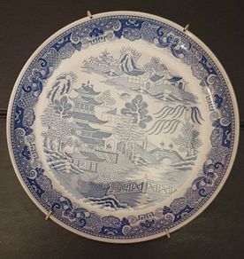 Spode Danbury Mint Decorative Plate