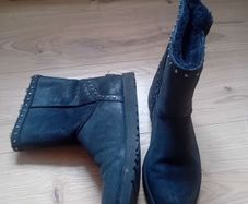 ladies boots UGG size 7.5/40