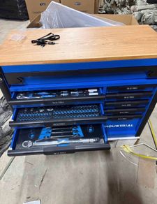 Brand New 13drawer Tool Chest Full Kf Tools