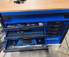 Brand New 13drawer Tool Chest Full Kf Tools