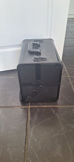 Inglot Make Up Case