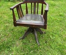 captains chair