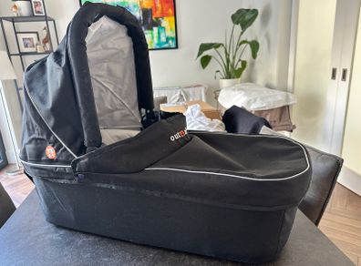 Out n About Double Carrycot Summit Black & Double Carrycot Adaptor