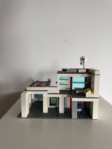 lego hospital
