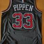 Chicago Bulls Scottie Pippen jersey Image 3