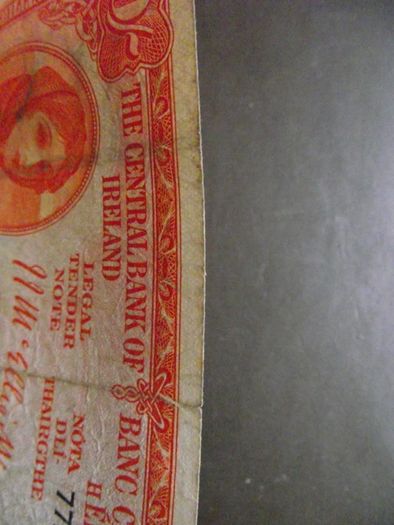 The Central Bank of Ireland. Lady Lavery 10 shillings (1959)#4