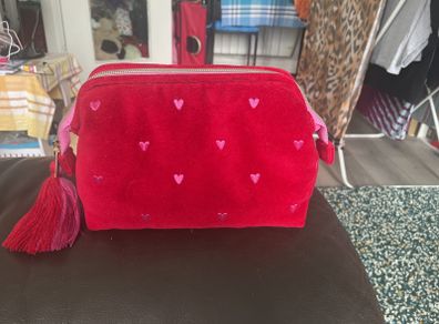 M and S Heart Velour Make Up Bag