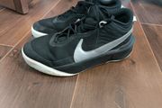 Nike Runners / Size UK 6