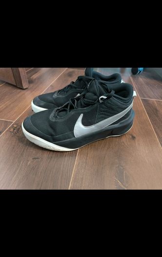 Nike Runners / Size UK 6