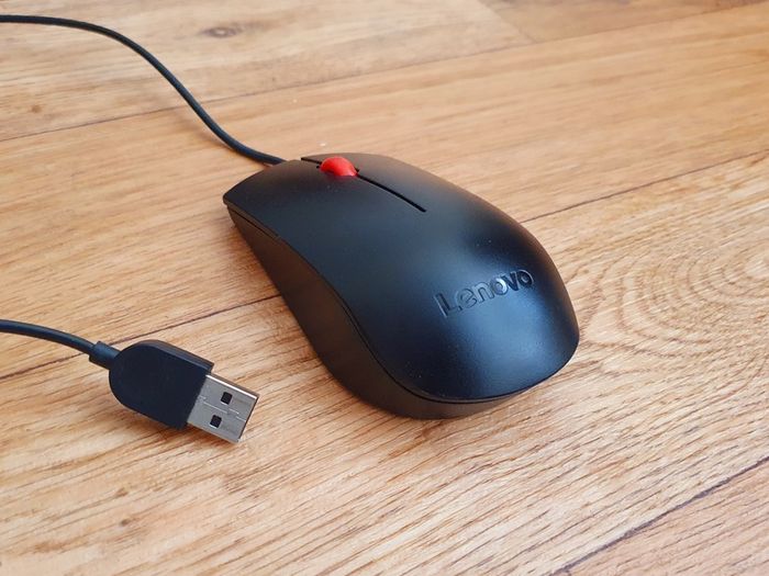 Lenovo Wired USB Mouse - Red Scroll Wheel