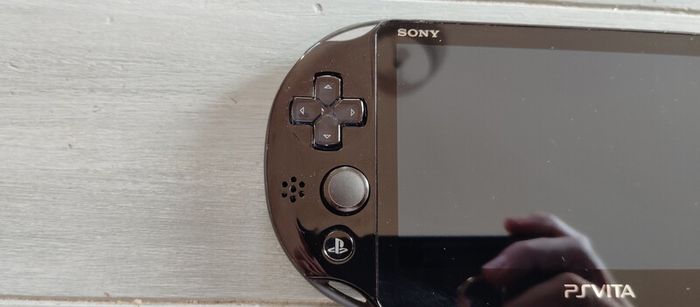 Ps Vita Slim Modded 128gb Henkaku almost Mint