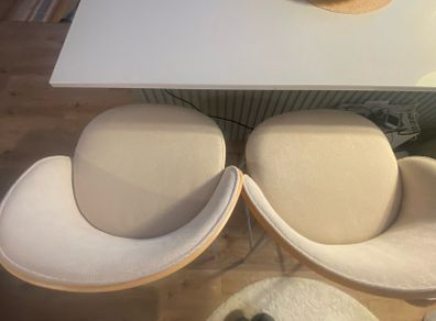 Counter stools x 2