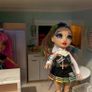 Rainbow high doll house and car Image 4
