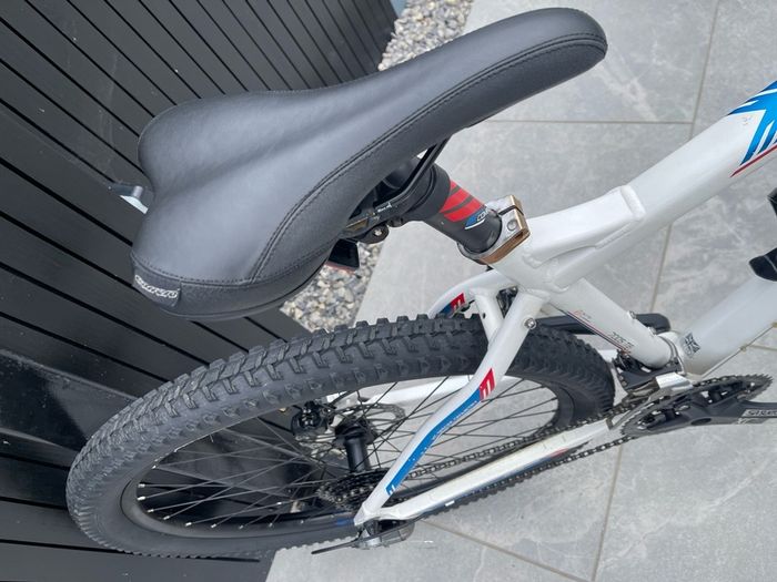CARRERA KRAKEN 27.5 inch Mountain Bike     Top of the Range Carrera MTB     Fully Serviced