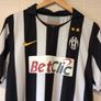 Juventus Jersey. Season 2010/2011. Official Nike Home Jersey. Authentic Original From 2010. Not A Modern Day Remake. Image 3