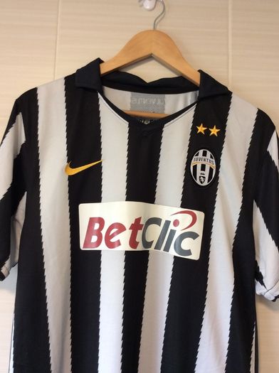 Juventus Jersey. Season 2010/2011. Official Nike Home Jersey. Authentic Original From 2010. Not A Modern Day Remake.