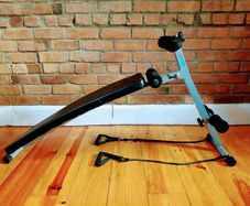 Sit Up Bench with Resistance Bands