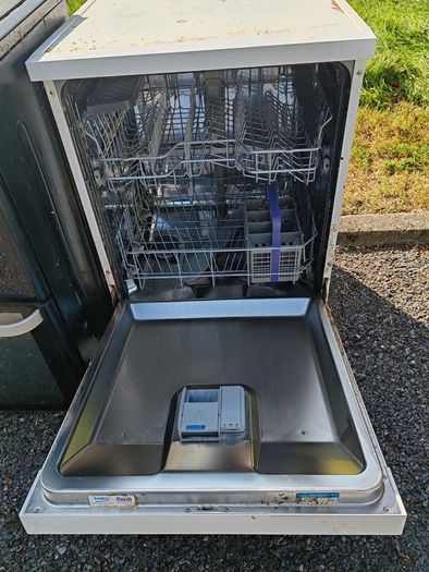 Cooker, Dishwasher, Fridge Freezer