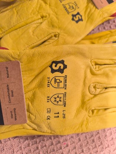 Warm leather work/Drivers gloves