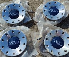 Ford Mondeo ST220 center caps