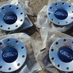 Ford Mondeo ST220 center caps