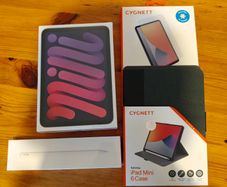 Apple iPad Mini 6 with Assessories