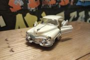 Kinsmart 1953 Cadillac Series 62 Coupe 1:43 Scale Die-cast Car kids children gift present Collectable play