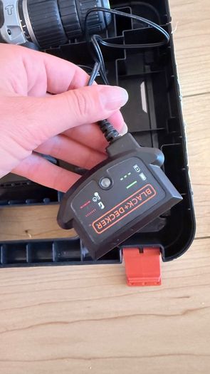 Hammer Drill Black+Decker 18V 2 Speed with 2 x 1.5Ah Batteries