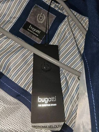 A beautiful bugatty jacket bought for 229 its a 40R