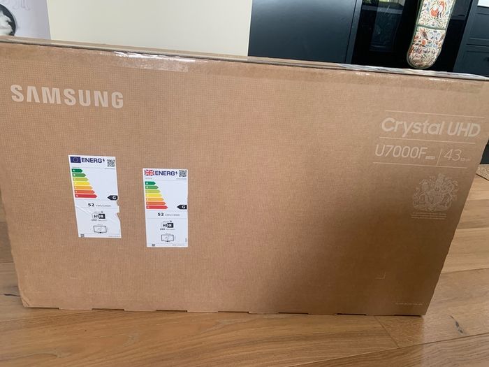 Samsung 43 inch (108cm) UHD TV