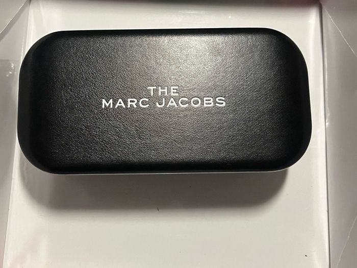 Marc Jacobs Sunglasses glasses Hard case