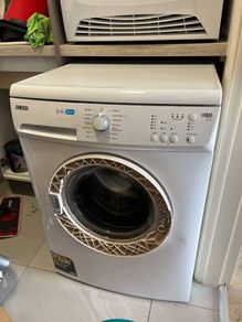 Zanussi Lindo 100 Washing Machine, Works well, needs door latch/lock repair