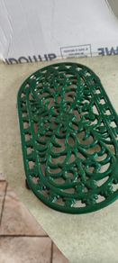 Large vintage cast iron oval dark green trivet - Openwork decoration - Parisian style - Antique French tableware - Table accessory