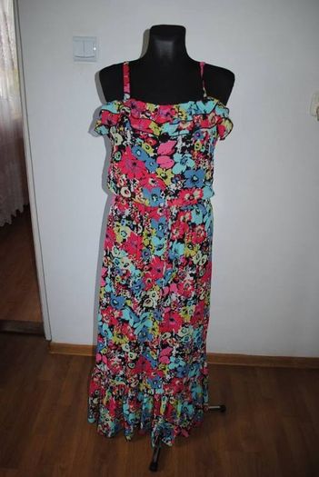 Brand new maxi floral TU dress size UK10 EUR38 Postage included