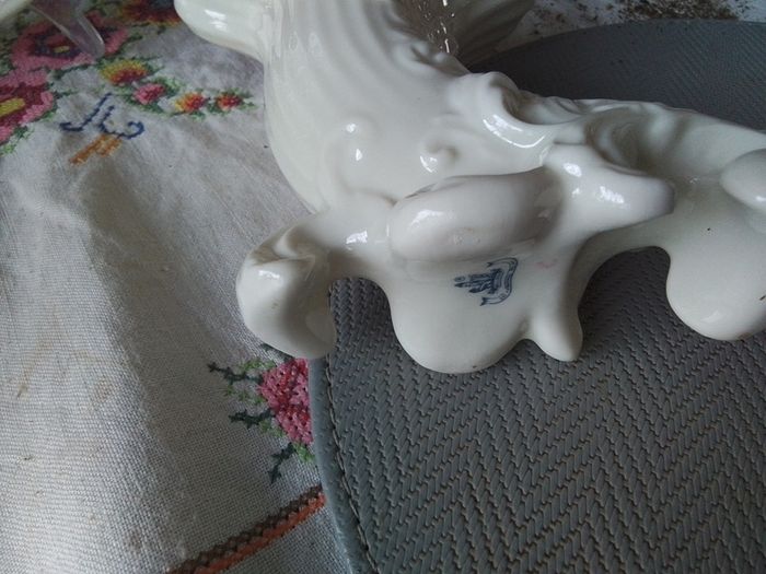 Belleek Fermanagh  Cornucopia Vase